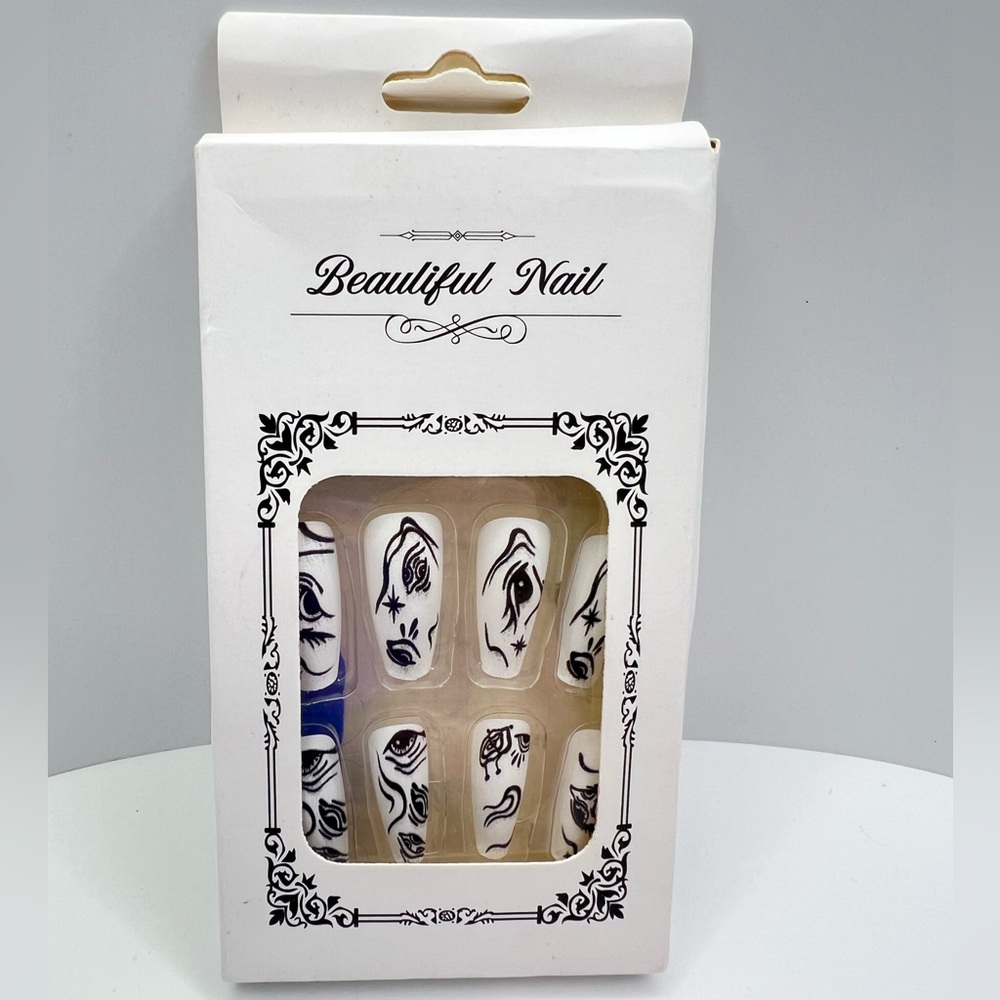 $3 🌸 Beautiful Nail ~ Black & White ~ Full Set ~ Fake Nails ~ Press On Manicure